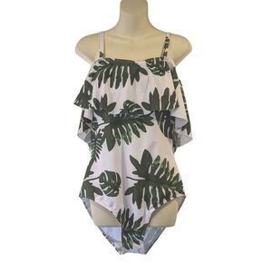 One Piece Swimsuit Size 2XL Adjustable Strap Padded Bra Ruffle Top Leaf Pattern